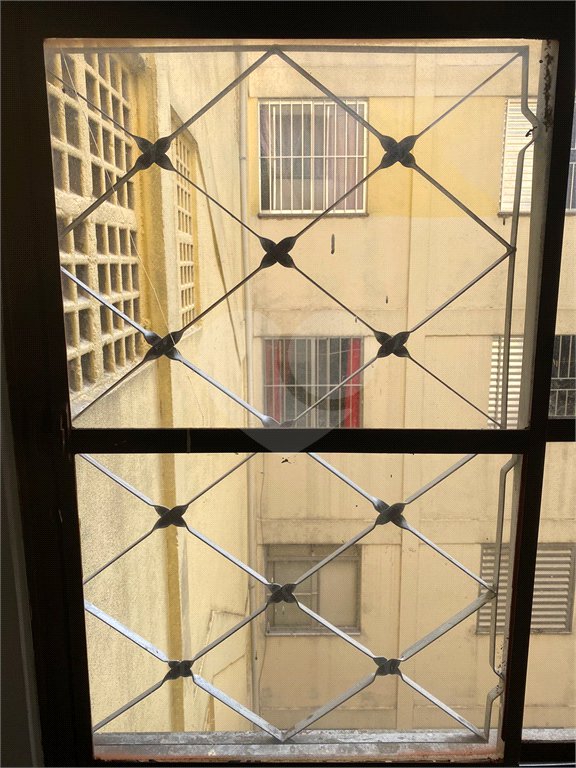 Apartamento para alugar com 2 quartos em Jardim Adriane, Itaquaquecetuba, SP
