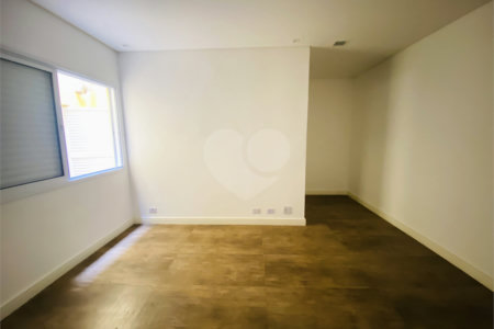 Apartamento para alugar com 3 quartos, sendo 1 suíte, em Baeta Neves, São Bernardo do Campo, SP