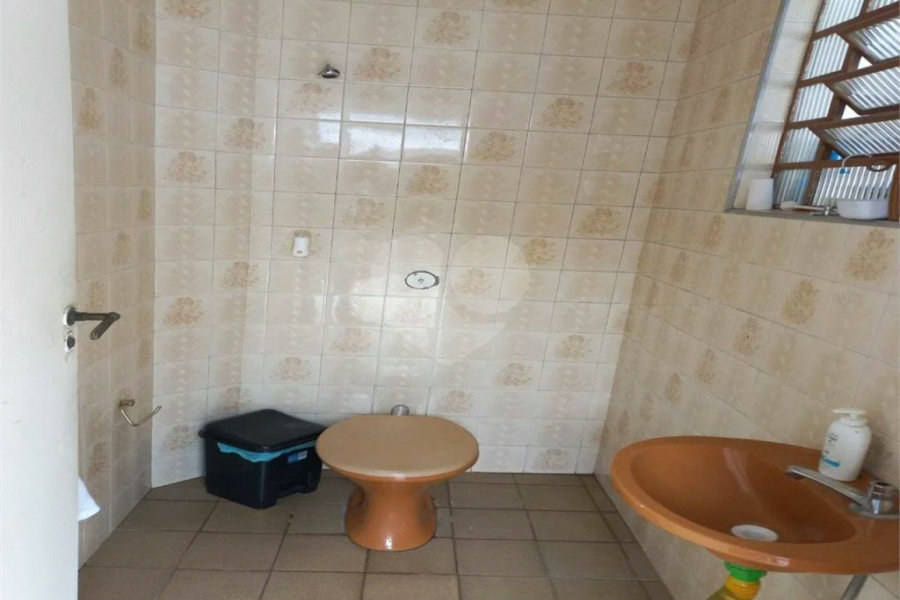 Casa à venda com 3 quartos, sendo 2 suítes, em Jardim Oriental, São Paulo, SP
