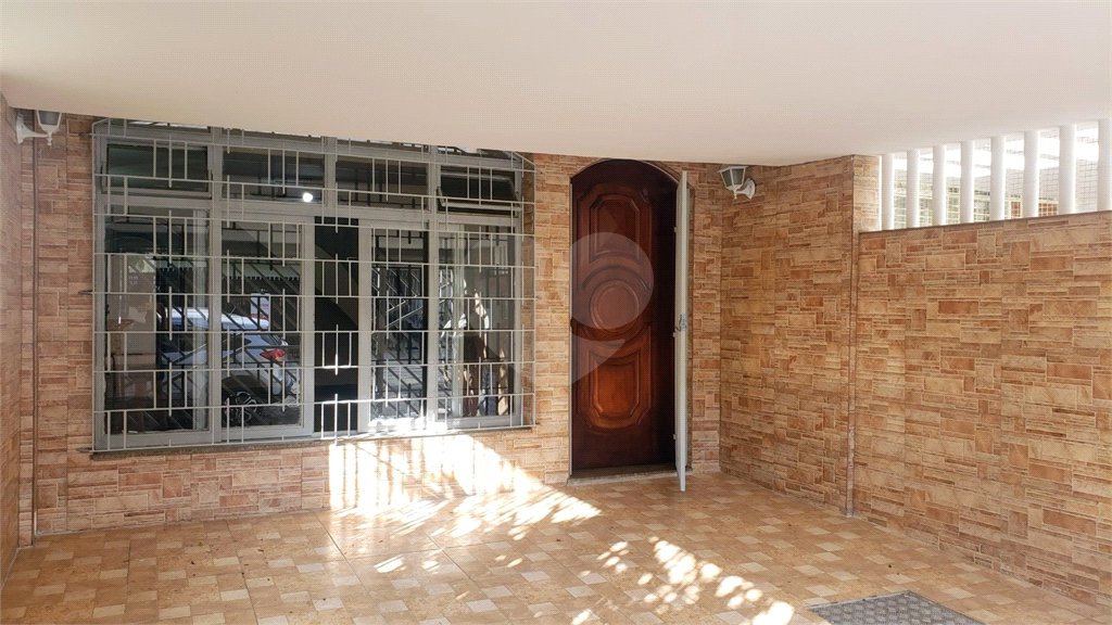 Sobrado à venda com 3 quartos, sendo 1 suíte, em Brooklin, São Paulo, SP