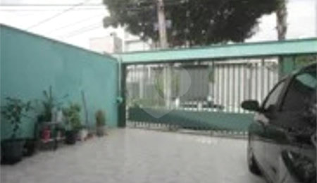 Sobrado à venda com 3 quartos, sendo 1 suíte,  em Lar São Paulo, São Paulo, SP