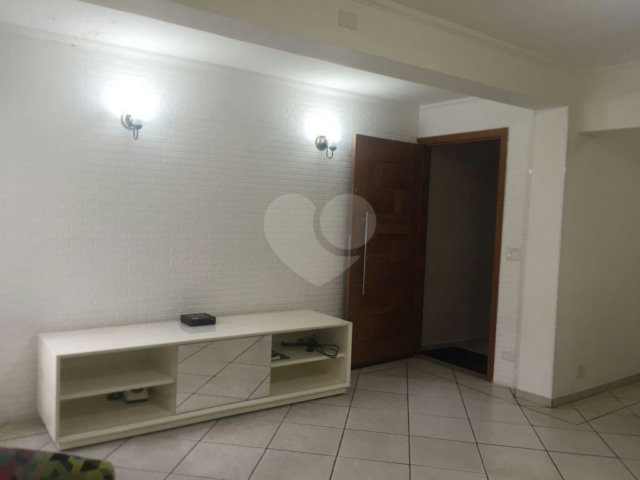 Casa à venda com 3 quartos, sendo 1 suíte,  em Santana, São Paulo, SP