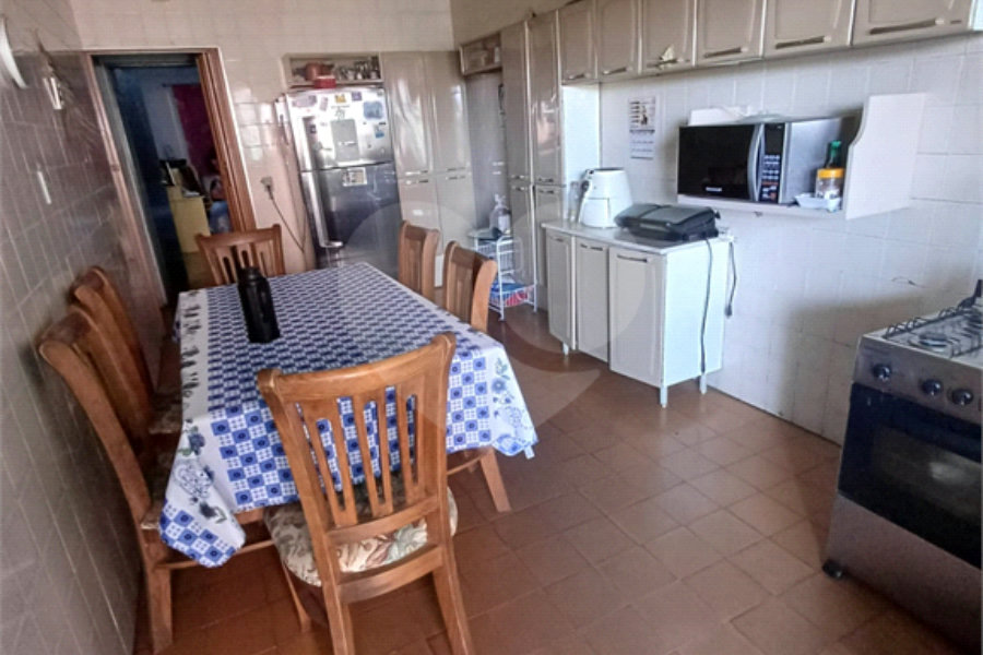 Casa à venda com 4 quartos em Jardim Maristela, São Paulo, SP