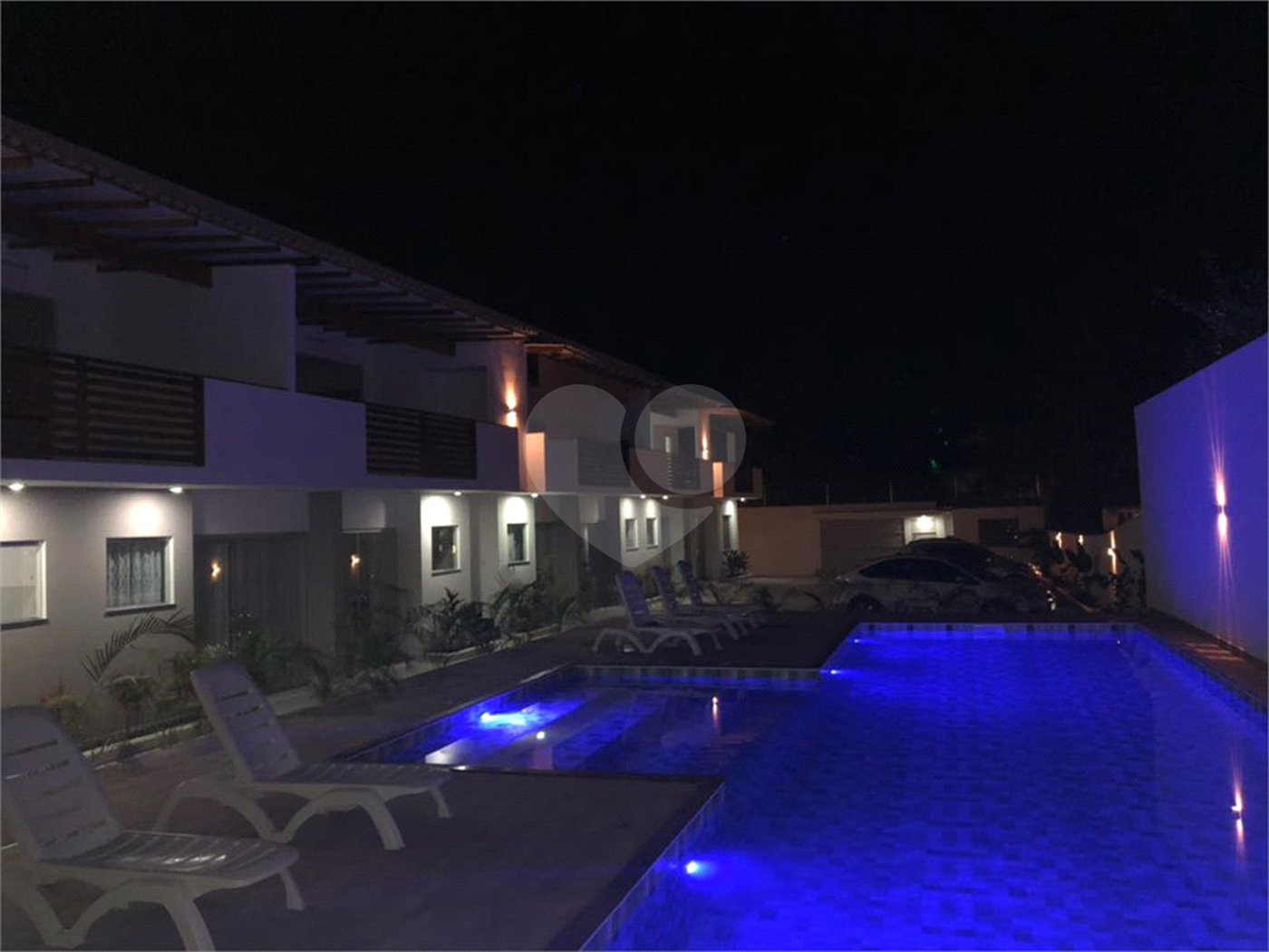 Apartamento à venda com 1 quarto em Orla Norte, Porto Seguro, BA