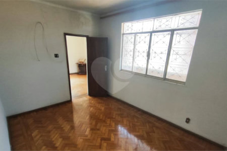 Casa à venda com 3 quartos, sendo 1 suíte, em Santa Cruz, Rio de Janeiro, RJ