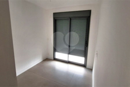 Apartamento à venda com 3 suítes em Sumarezinho, São Paulo, SP