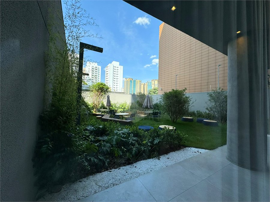 Studio à venda ou para alugar com 1 suíte em Indianópolis, São Paulo, SP