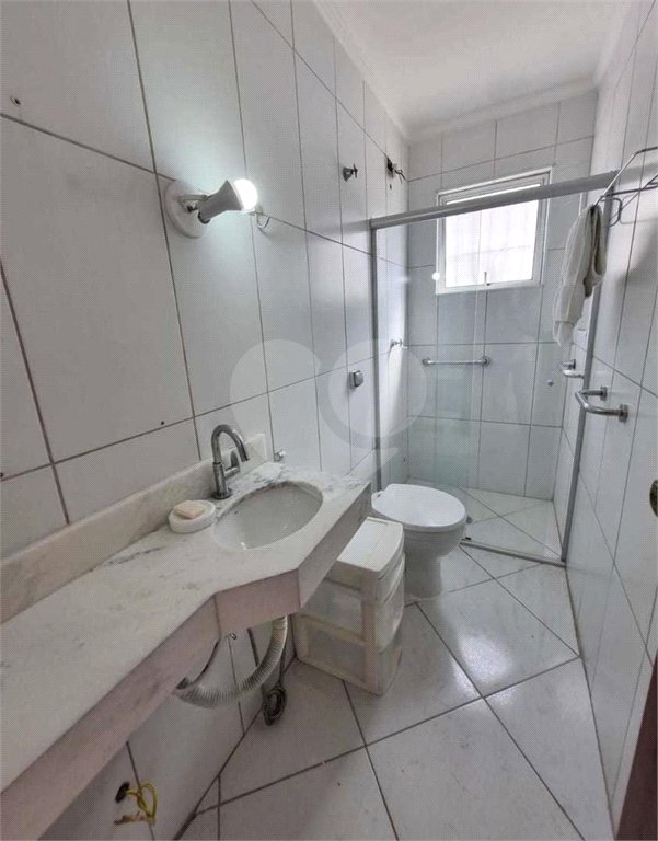 Sobrado à venda com 3 quartos, sendo 2 suítes, em Jardim Ester Yolanda, São Paulo, SP