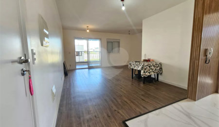 Apartamento à venda com 2 quartos, sendo 1 suíte,  em Santo Amaro, São Paulo, SP