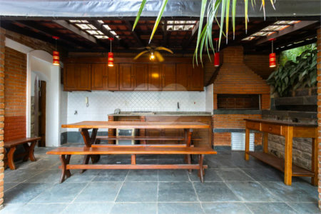 Casa Térrea à venda com 3 quartos, sendo 2 suítes, em Jardim Marajoara, São Paulo, SP