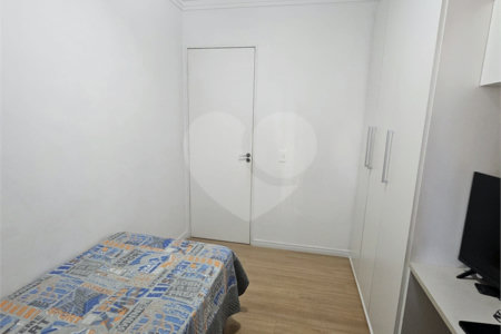 Apartamento à venda com 3 quartos, sendo 1 suíte,  em Jardim das Vertentes, São Paulo, SP