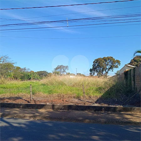 Terreno à venda em Jardim Brasília (vila Xavier), Araraquara, SP