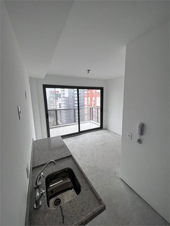 Apartamento à venda com 1 quarto em Cerqueira César, São Paulo, SP