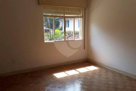 Sobrado à venda com 3 quartos, sendo 1 suíte, em Campo Belo, São Paulo, SP