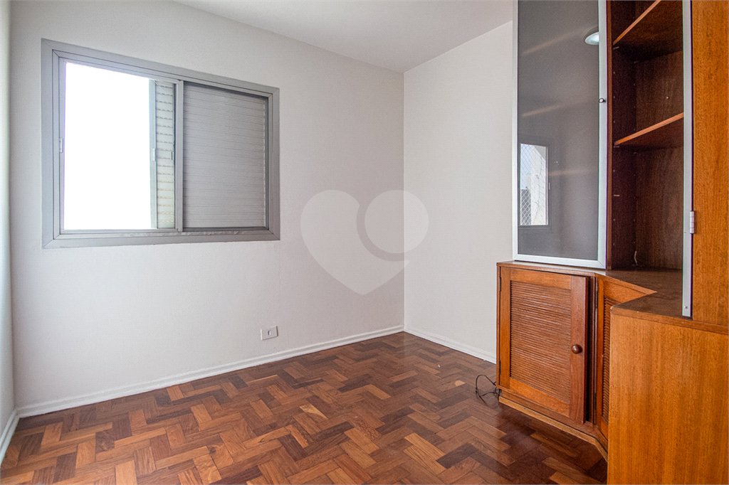 Apartamento à venda com 3 quartos, sendo 2 suítes, em Água Branca, São Paulo, SP