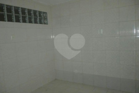 Casa Térrea à venda com 6 quartos em Vila Medeiros, São Paulo, SP