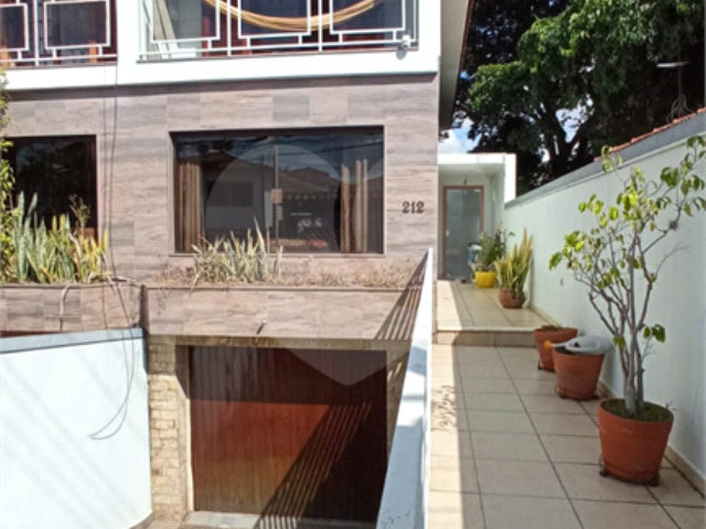 Sobrado à venda com 3 quartos, sendo 1 suíte,  em Vila Paulicéia, São Paulo, SP