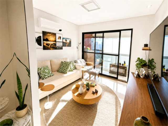 Apartamento à venda com 3 quartos, sendo 1 suíte,  em Chácara Santo Antônio (zona Sul), São Paulo, SP