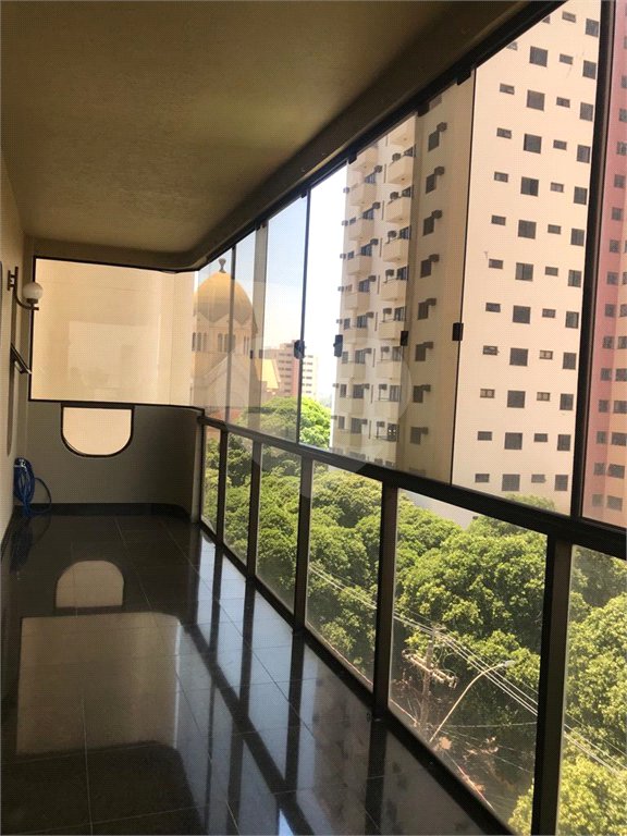 Apartamento à venda com 4 quartos, sendo 2 suítes, no Centro, Araraquara, SP