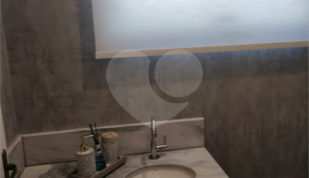 Casa à venda com 3 quartos, sendo 1 suíte,  no condomínio Residencial Jardim das Palmeiras, Vinhedo - SP