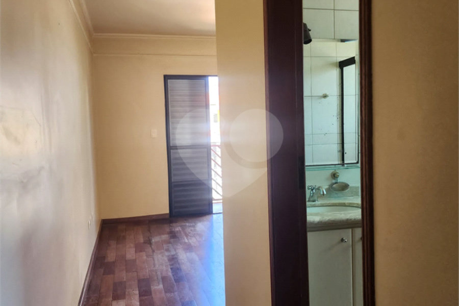 Sobrado à venda com 4 quartos, sendo 3 suítes, em Jaçanã, São Paulo, SP