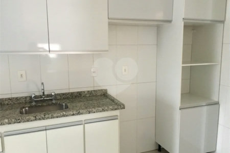 Apartamento para alugar com 3 quartos, sendo 2 suítes,  em Vila Andrade, São Paulo, SP