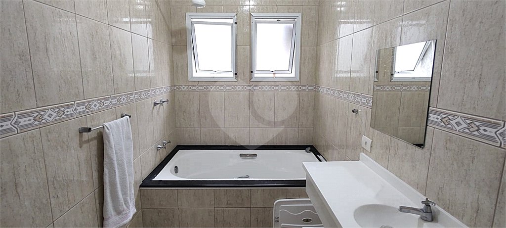 Sobrado à venda com 2 quartos, sendo 1 suíte, em Limão, São Paulo, SP