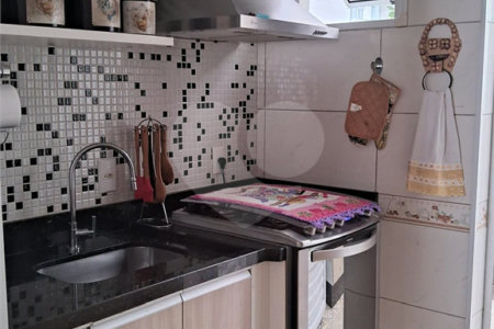 Casa à venda com 2 quartos no condomínio Viva Caucaia Iv, Cotia - SP