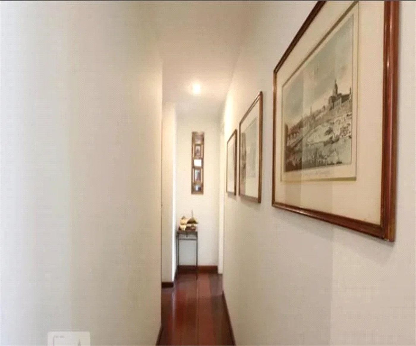 Apartamento à venda com 4 quartos, sendo 3 suítes,  em Vila Andrade, São Paulo, SP