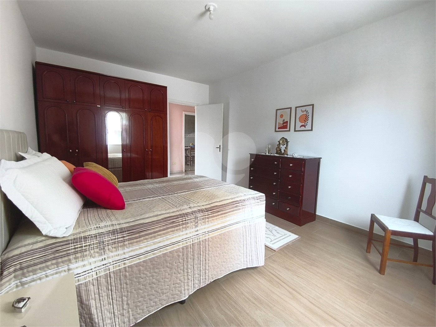 Sobrado à venda com 4 quartos, sendo 1 suíte,  em Vila Aurora (zona Norte), São Paulo, SP