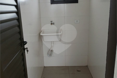 Apartamento à venda com 1 quarto em Vila dos Remédios, São Paulo, SP