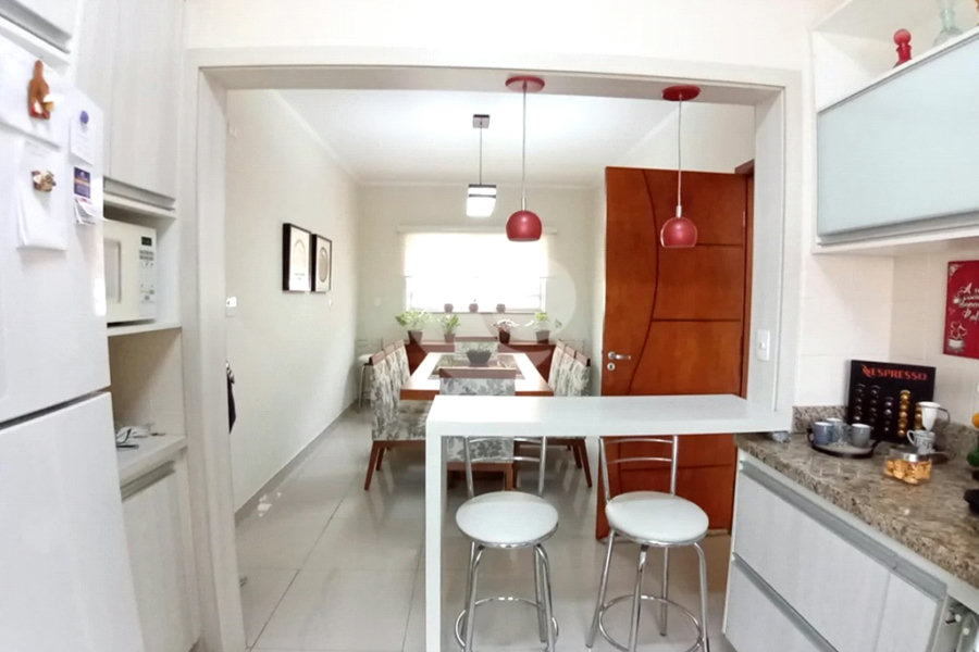 Sobrado à venda com 13 quartos, sendo 1 suíte,  em Jardim São Paulo(zona Norte), São Paulo, SP