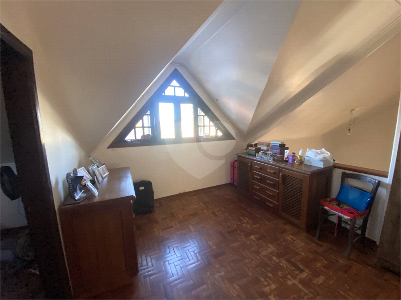 Casa à venda com 3 quartos, sendo 1 suíte, em Parque Residencial Monte Carlo, Ponta Porã, MS