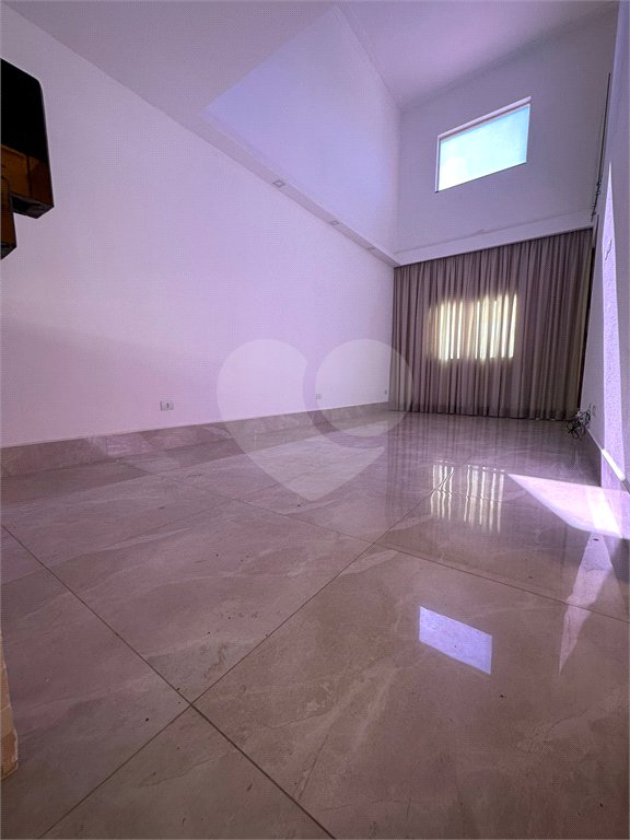 Casa à venda com 3 quartos, sendo 1 suíte,  no condomínio Horto Florestal Villagio, Sorocaba - SP