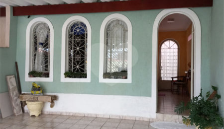 Sobrado à venda com 3 quartos em Tremembé, São Paulo, SP