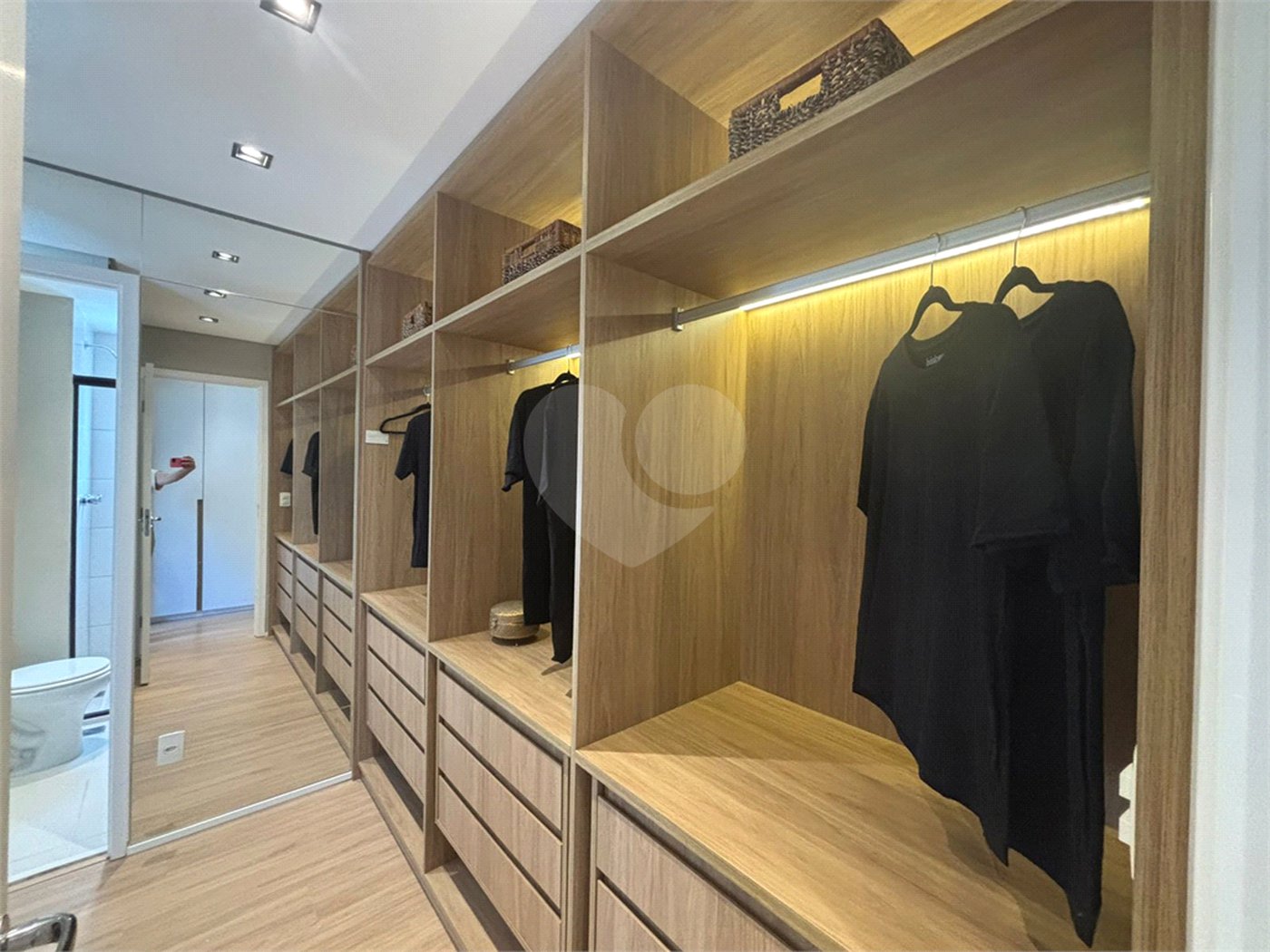 Apartamento à venda com 3 suítes em Vila Andrade, São Paulo, SP