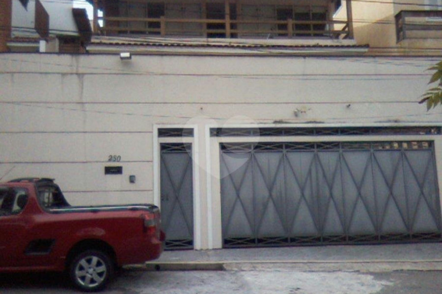 Sobrado à venda com 5 quartos, sendo 1 suíte, em Imirim, São Paulo, SP