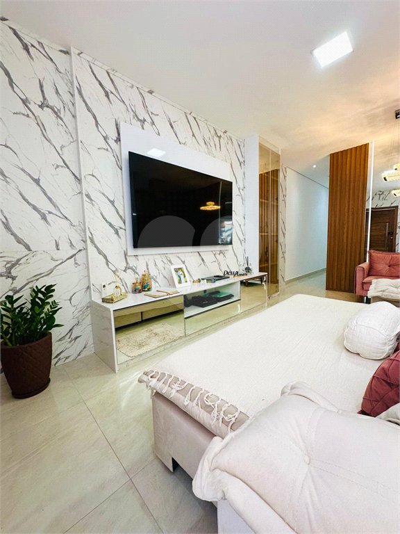 Casa à venda com 2 suítes, em Jardim Quaresmeira III, Suzano, SP