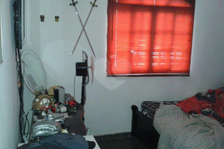 Sobrado à venda com 6 quartos, sendo 1 suíte, em Santa Teresinha, São Paulo, SP