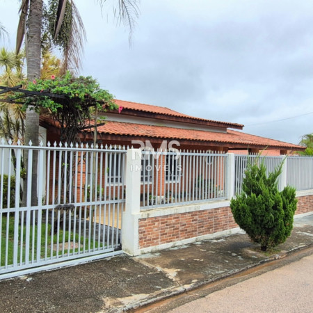 Casa à venda com 4 quartos, sendo 1 suíte,  em Villarejo Sopé da Serra (Vilarejo), Cabreúva, SP