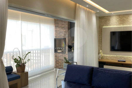 Apartamento à venda com 4 quartos, sendo 2 suítes, em Vila Paulicéia, São Paulo, SP