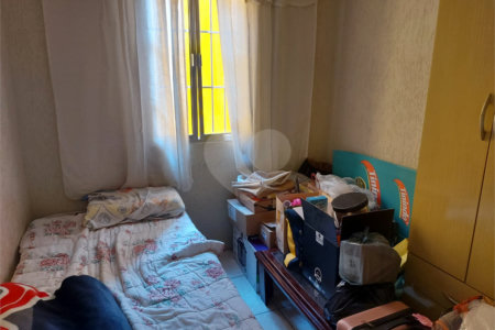 Sobrado à venda com 4 quartos, sendo 1 suíte,  em Vila Gustavo, São Paulo, SP