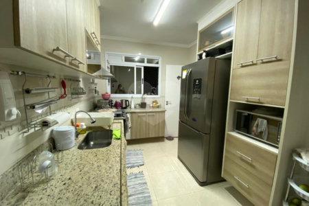 Apartamento à venda com 3 suítes em Santa Teresinha, São Paulo, SP