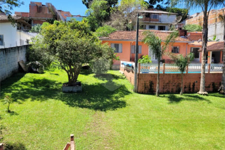 Chácara à venda com 3 quartos, sendo 1 suíte,  em Jardim Imperial, Atibaia, SP