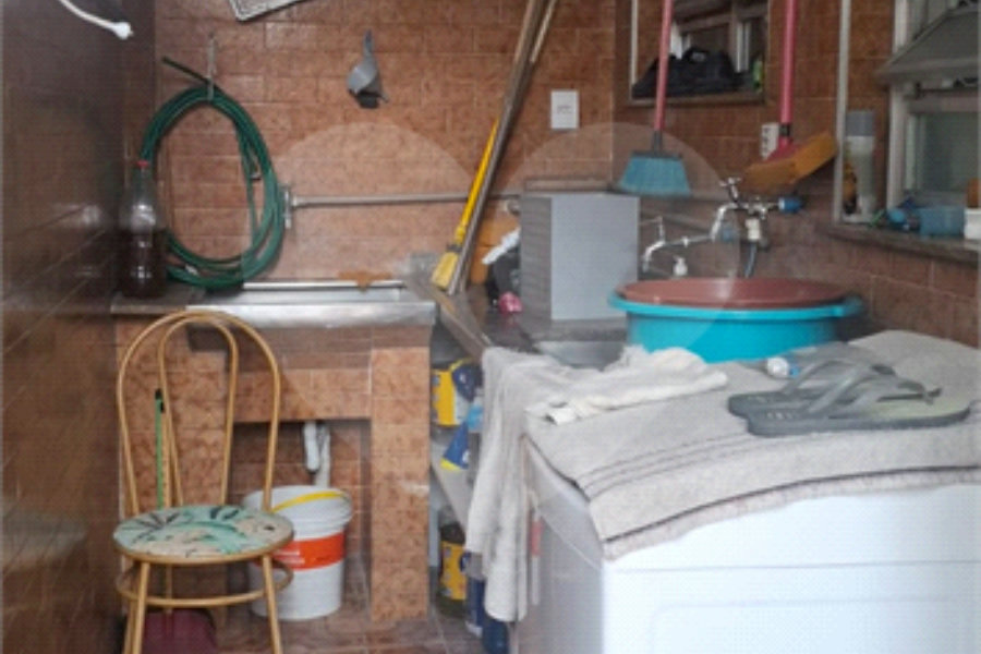 Casa à venda com 4 quartos, sendo 3 suítes, no Brasilândia, São Paulo, SP