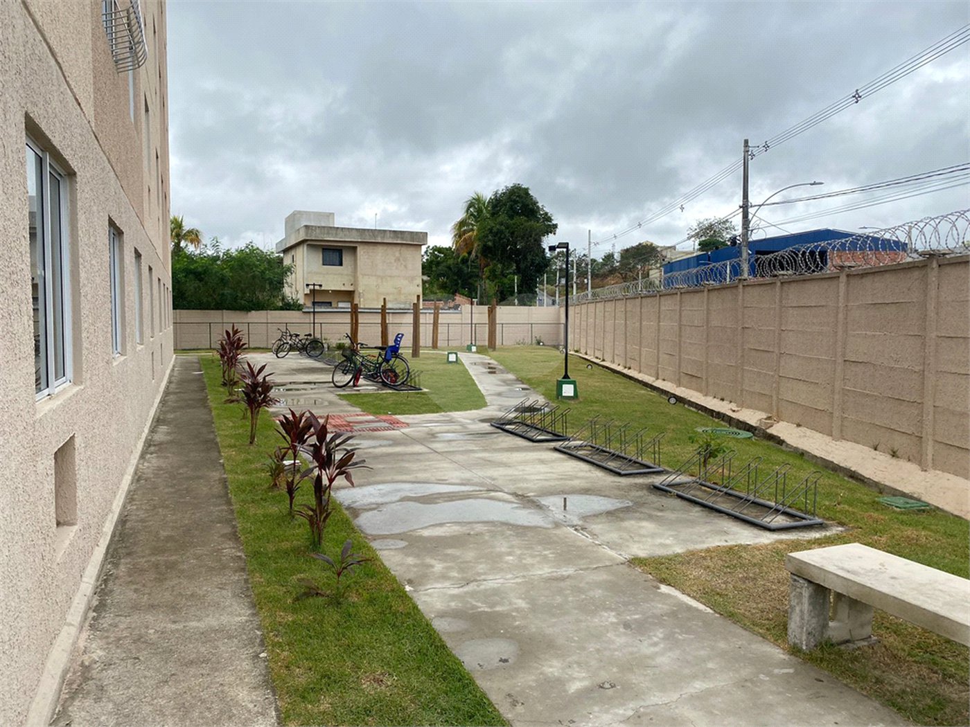 Apartamento à venda com 2 quartos em Santíssimo, Rio de Janeiro, RJ