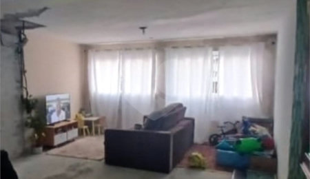 Sobrado à venda com 3 quartos, sendo 1 suíte, em Jardim Peri Peri, São Paulo, SP