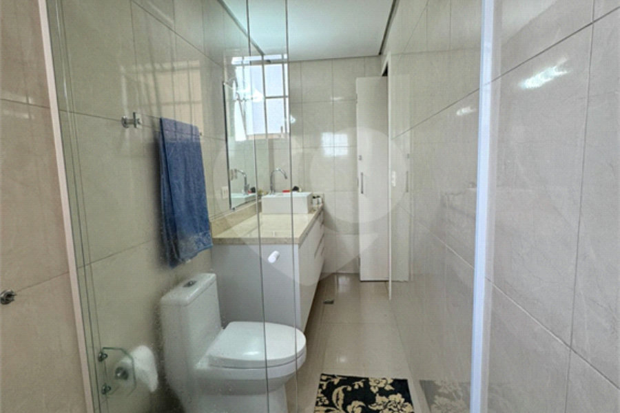 Sobrado à venda com 3 quartos, sendo 2 suítes, em Tremembé, São Paulo, SP