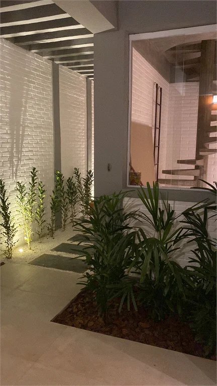 Sobrado à venda com 4 suítes em Vila Inah, São Paulo, SP