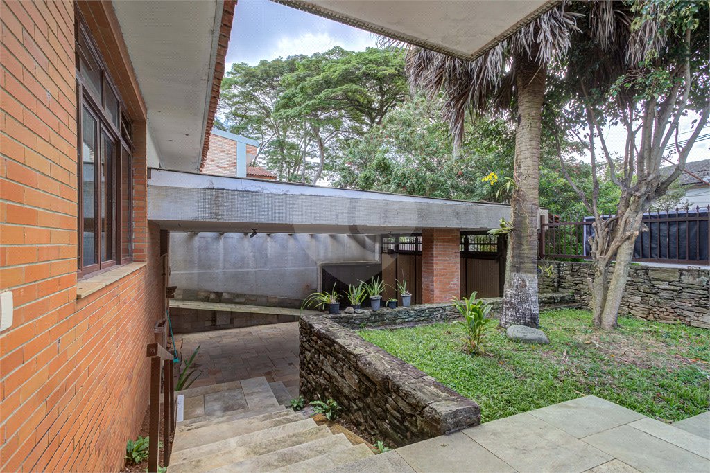 Sobrado à venda com 4 suítes em Alto da Boa Vista, São Paulo, SP